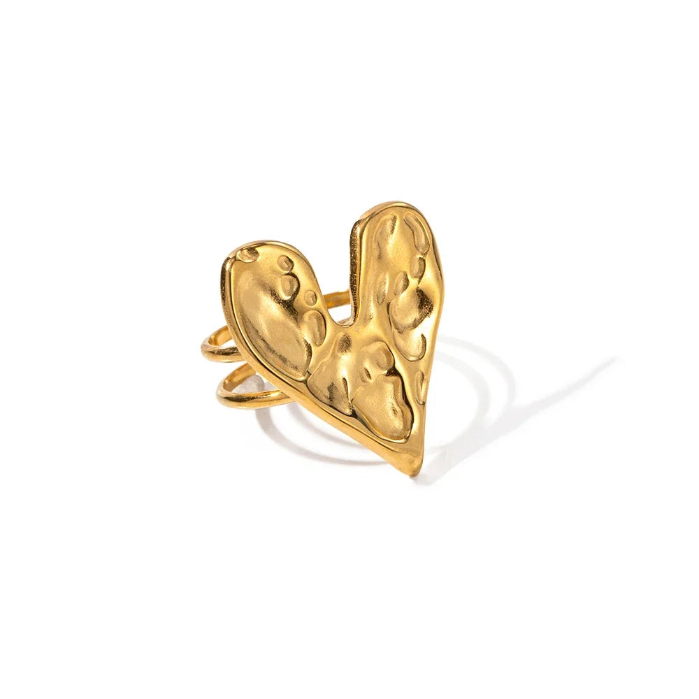18k Hammered Textured Heart Ring