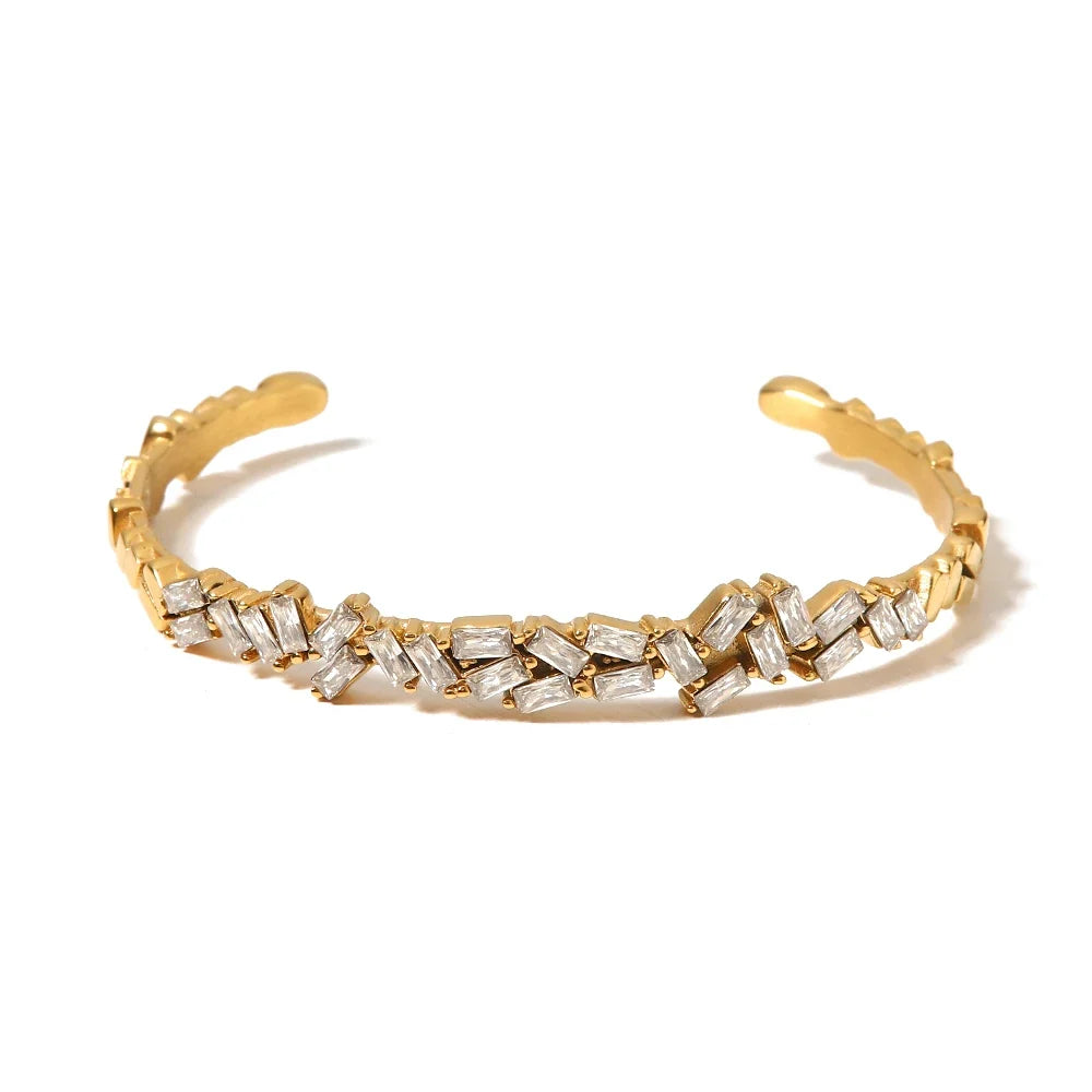 18k Scattered Diamonds Bangle Bracelet