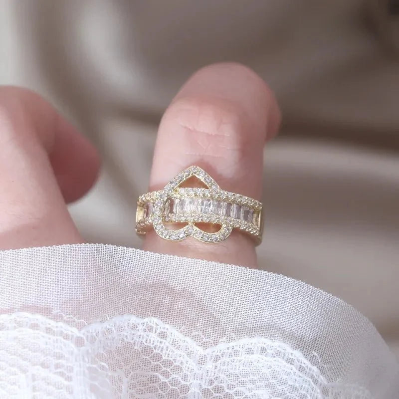 14k Lovers Loop Diamond Heart Ring