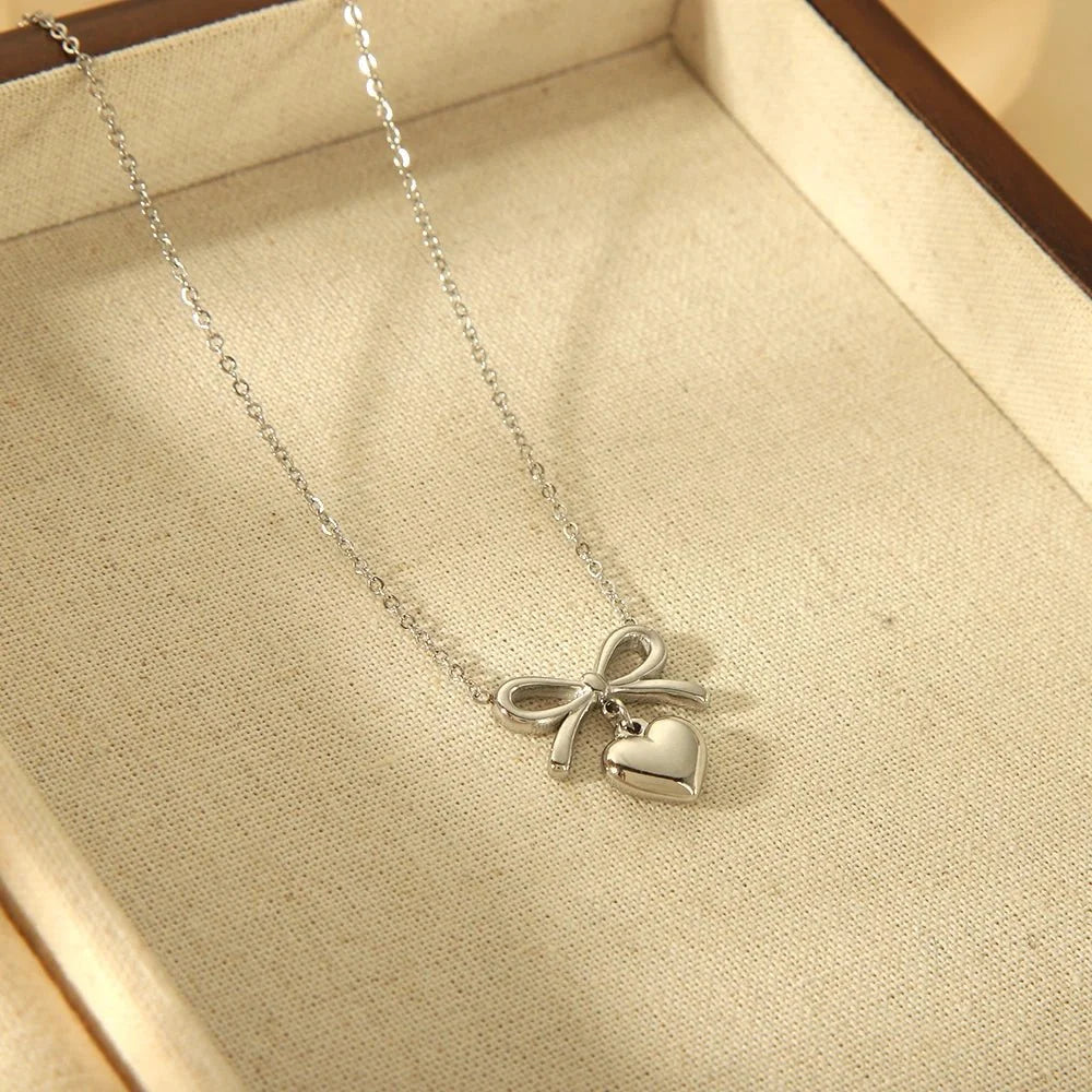 18k Dainty Bow & Heart Necklace