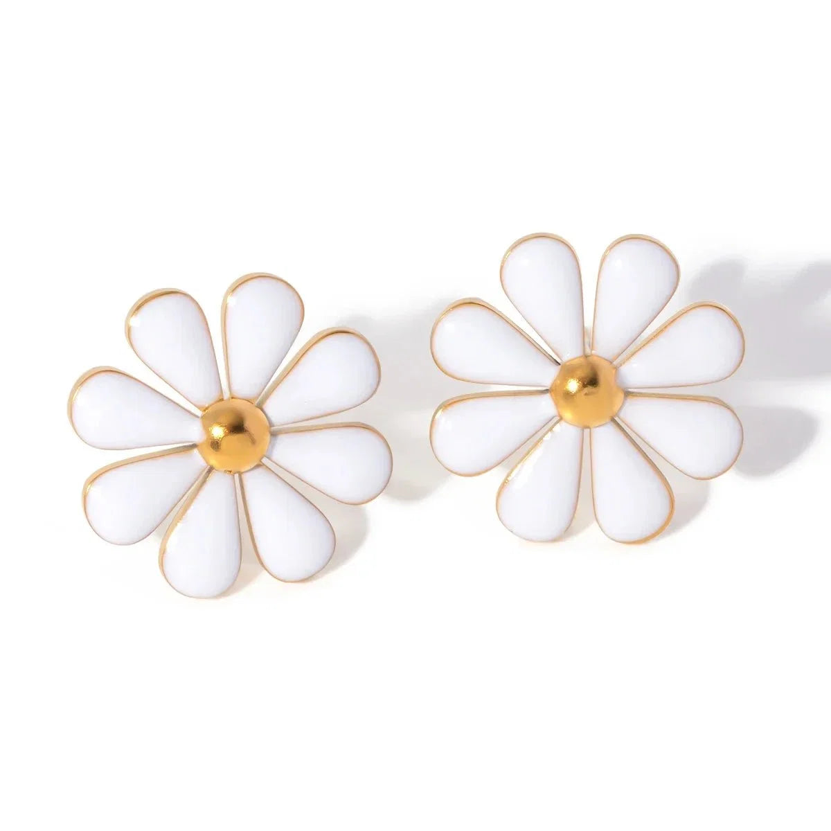 18k Dainty Daisy Floral Earrings