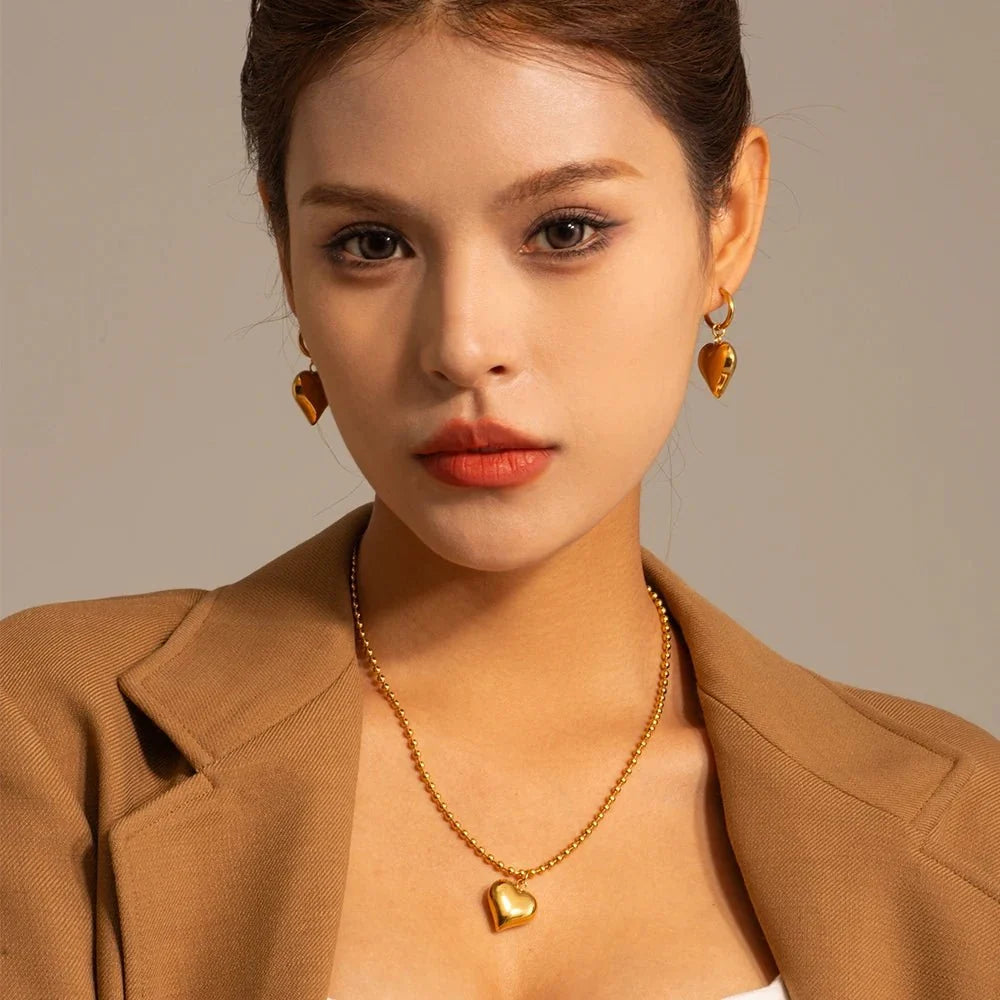 18k Dainty Heart Hoops Earrings