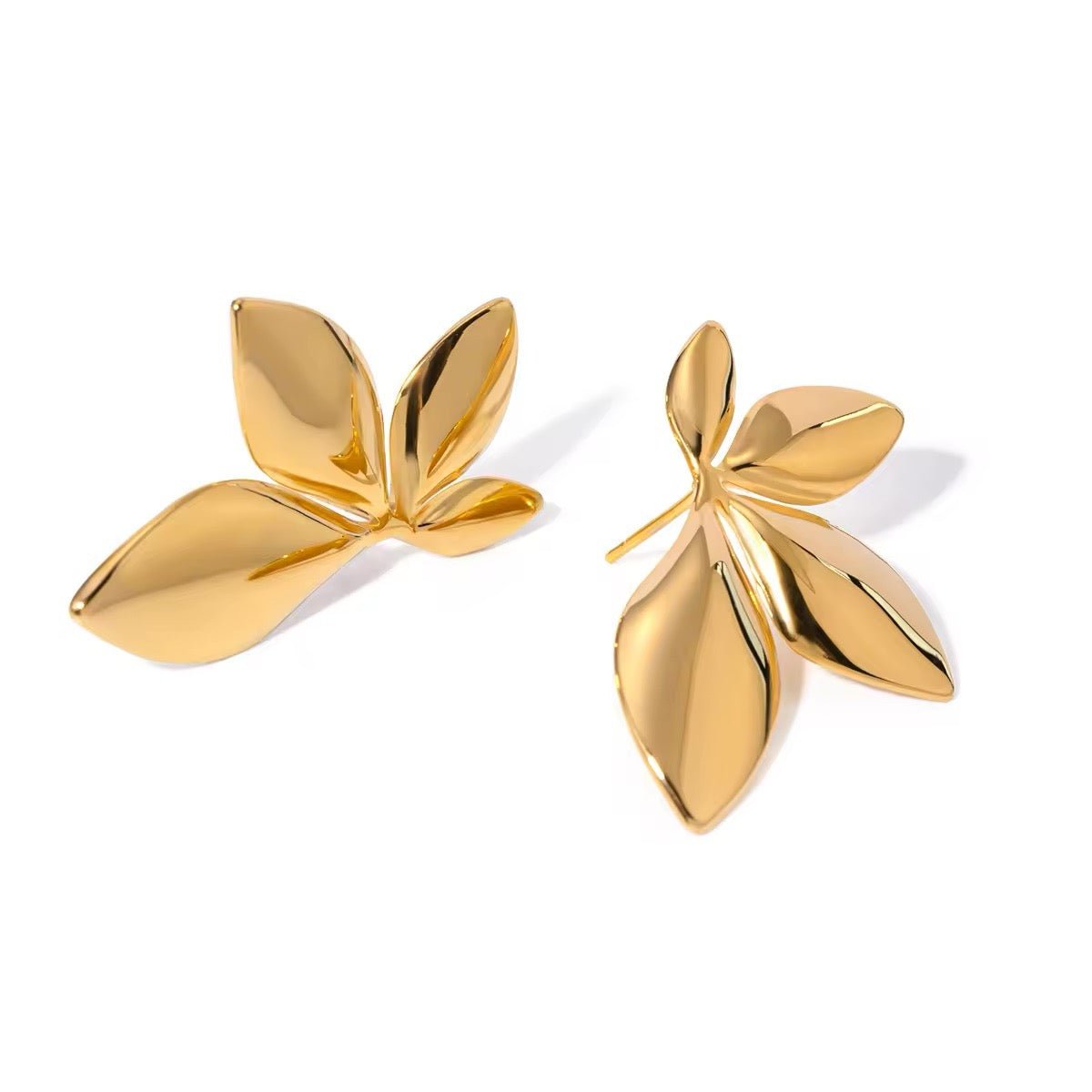 18k Glamorous Gold Floral Stud Earrings & Ring