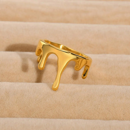 18k Minimal Melting Ring