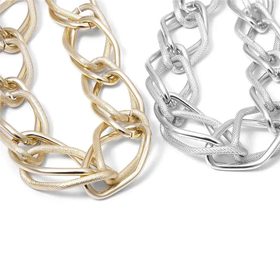 Bold Texture Contrast Geometric Chunky Necklace