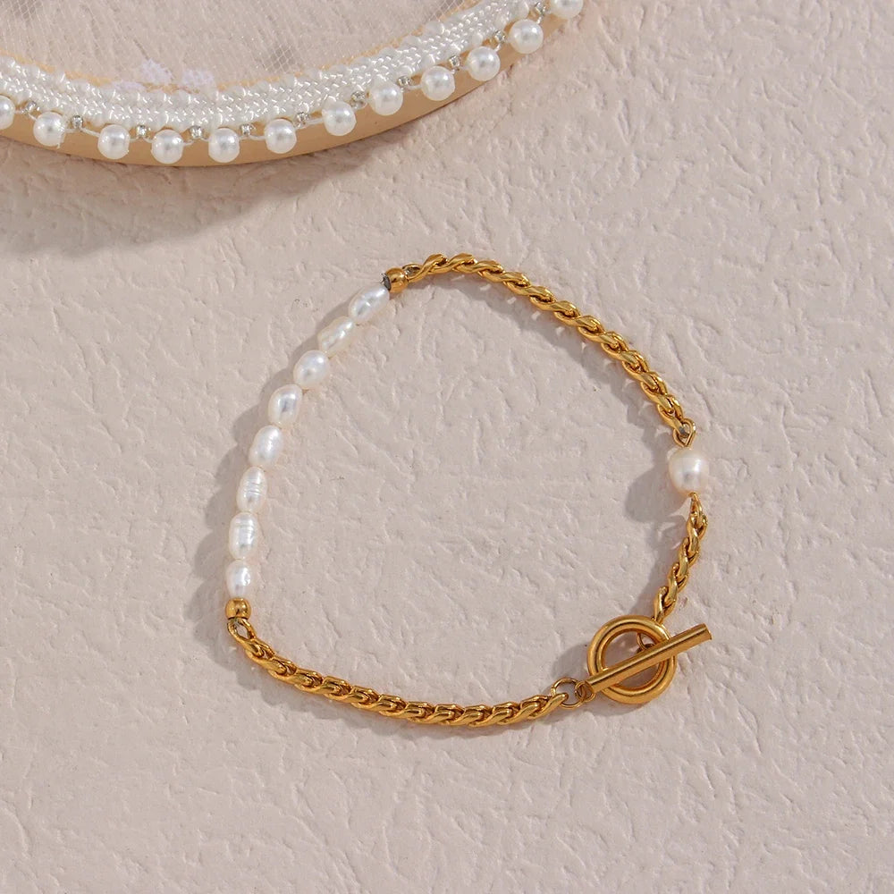 Classic Twist Pearl Circle Lock Bracelet