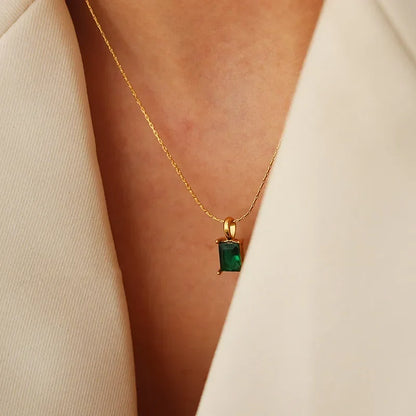 Dainty Aurora Necklace