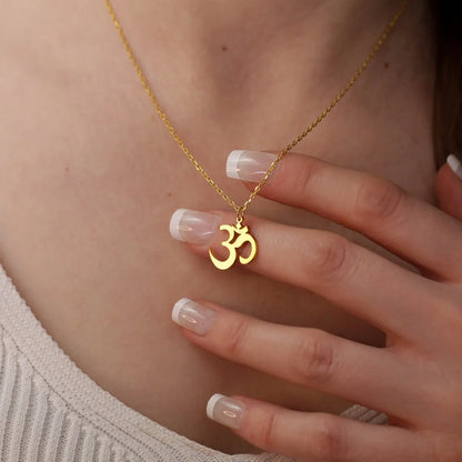 Dainty Minimal Om Necklace