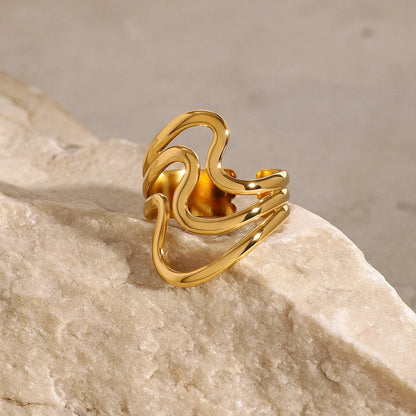 Dainty Ripple Effect Ring