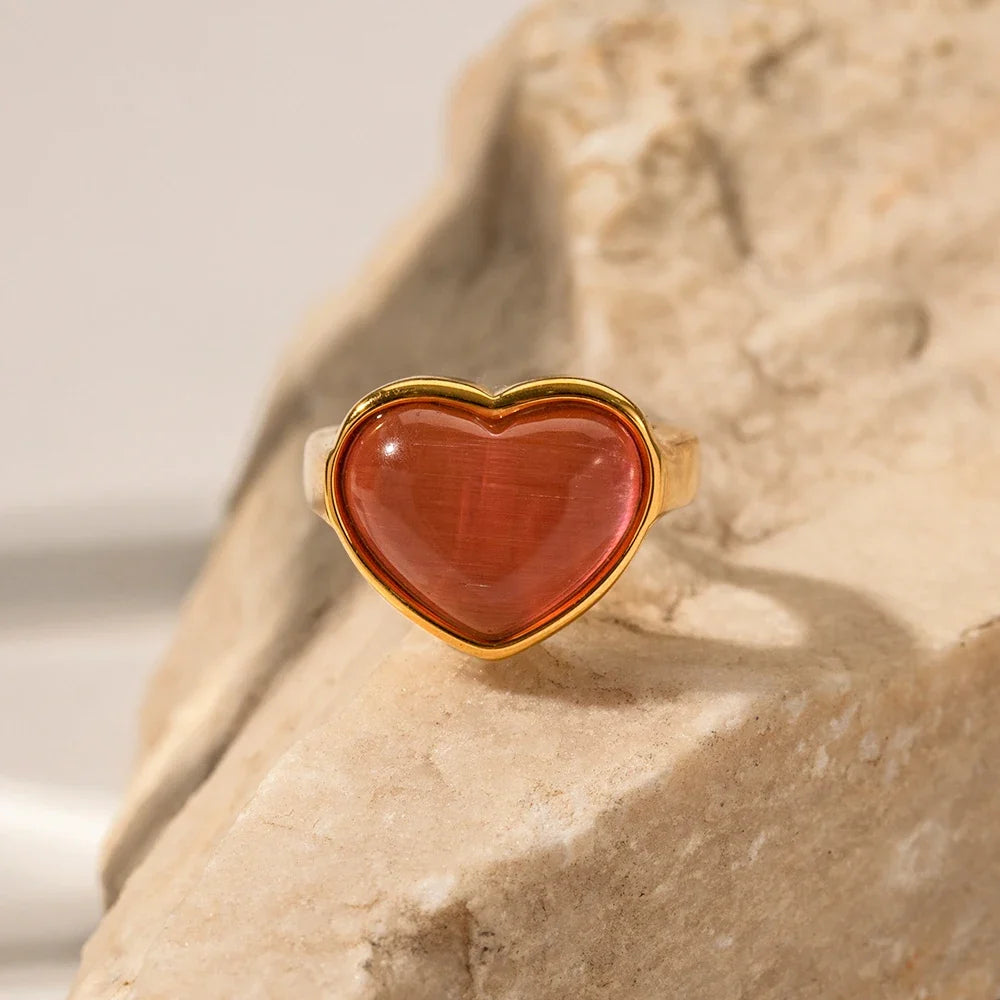 Elegant Pink Heart Stone Ring