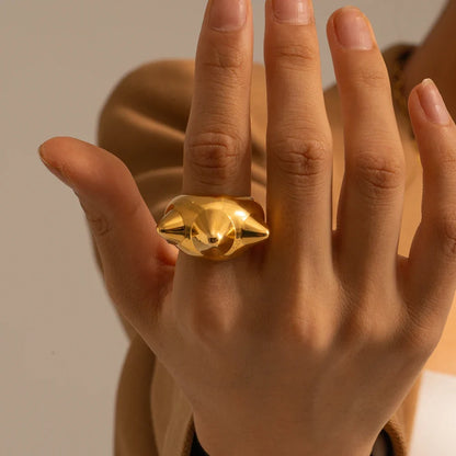 18k Chunky Trio Spiked Ring