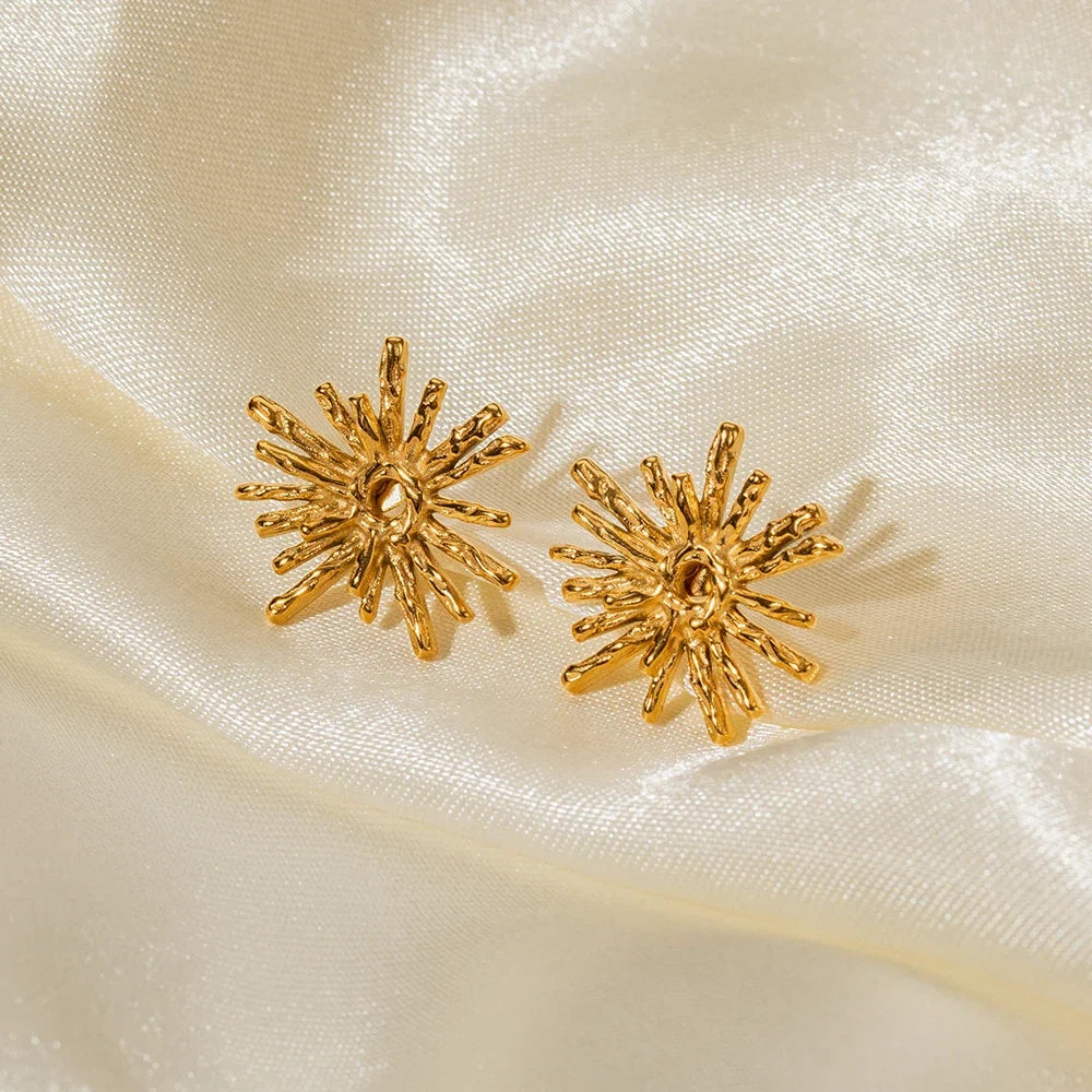 Dainty Radial Shine Stud Earrings