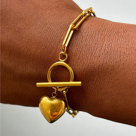 Modern Paperclip Bar Clasp Heart Bracelet