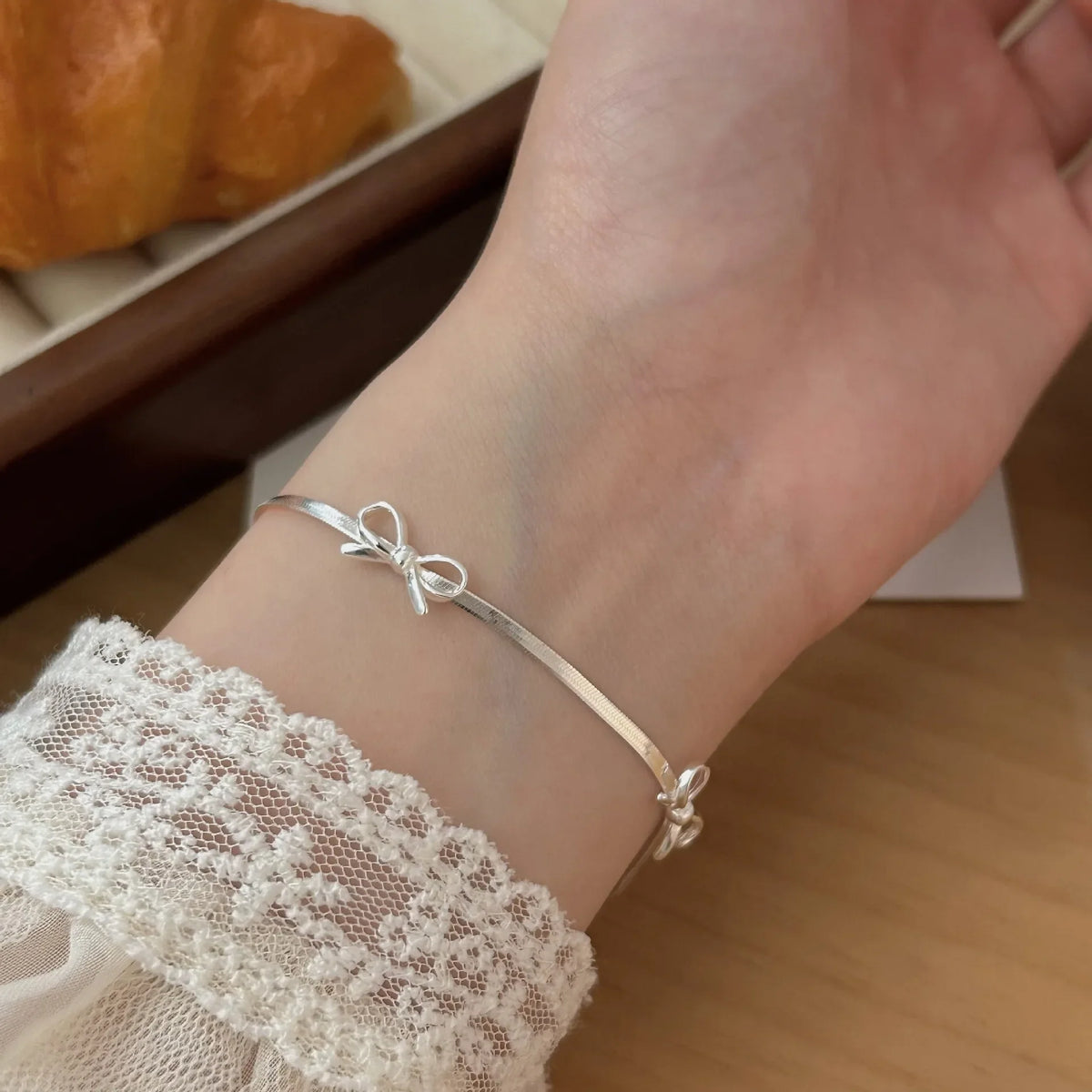 Feminine Bow Herringbone Necklace and Bracelet