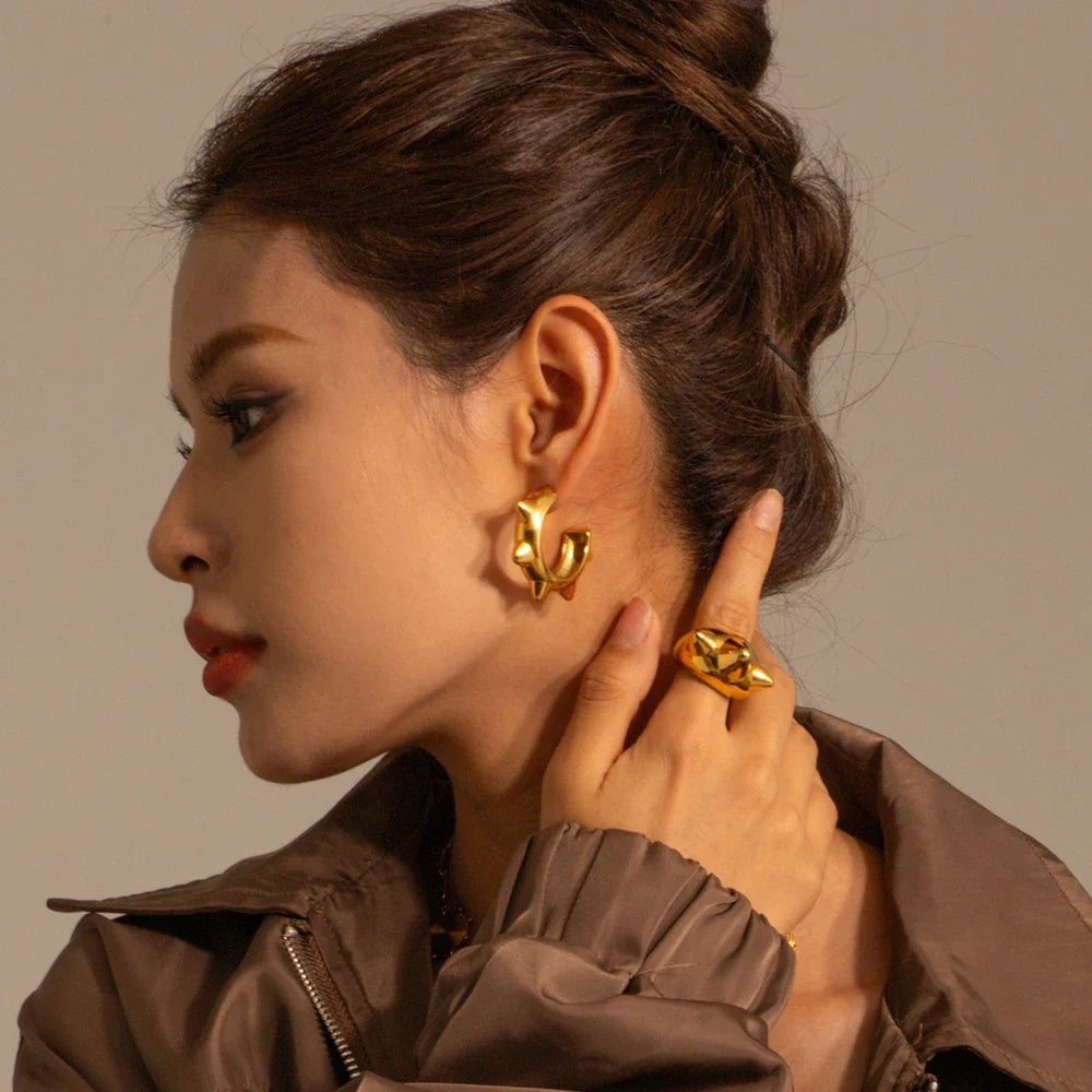 18k Chunky Trio Spiked Ring