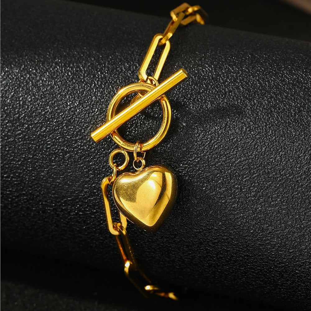 Modern Paperclip Bar Clasp Heart Bracelet
