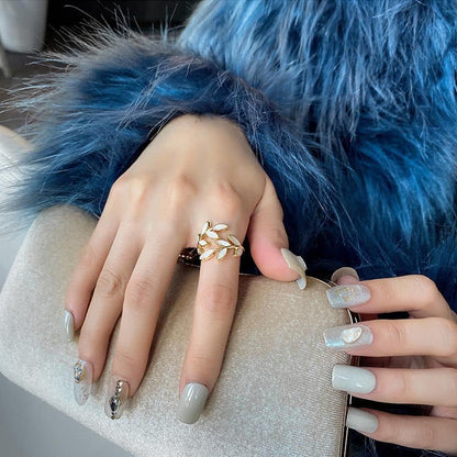 Adjustable Classy Gold Leaf Ring