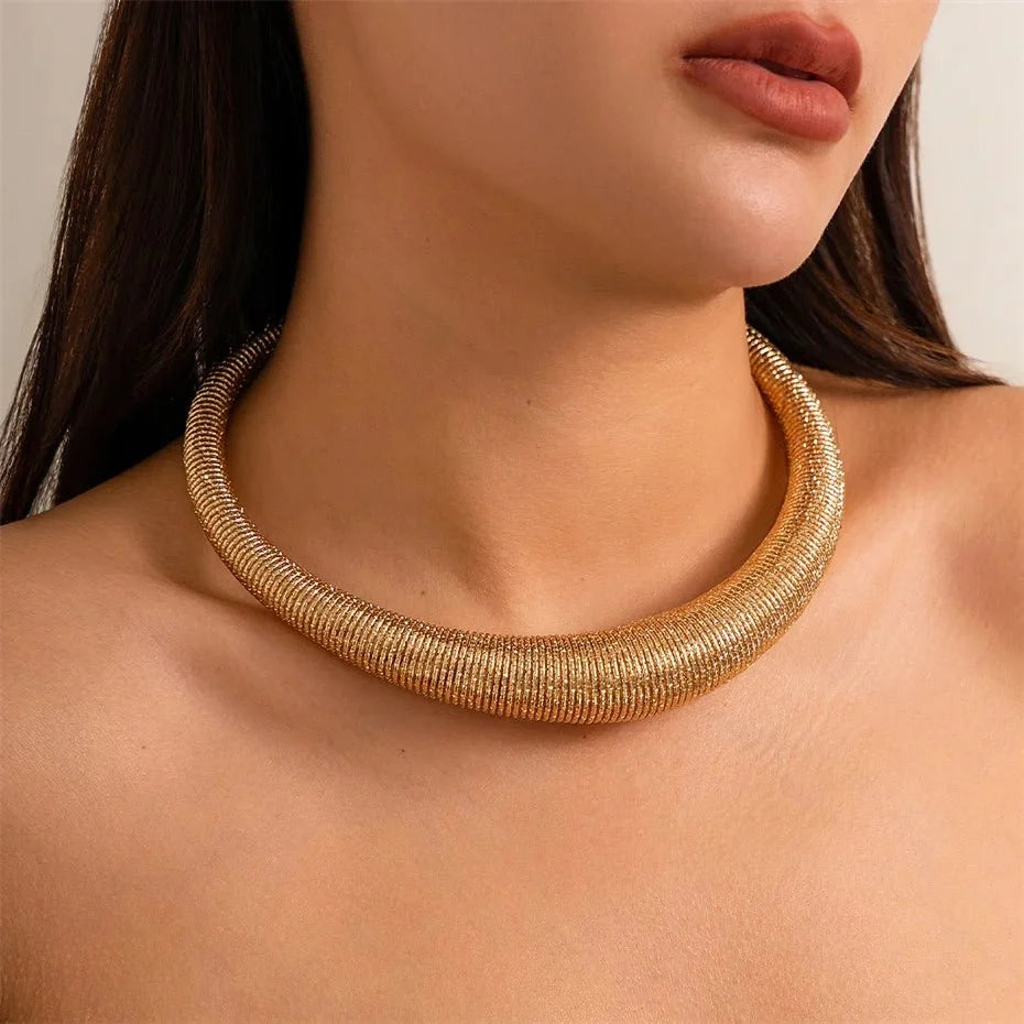 Classy Chunky Textured Choker Necklace