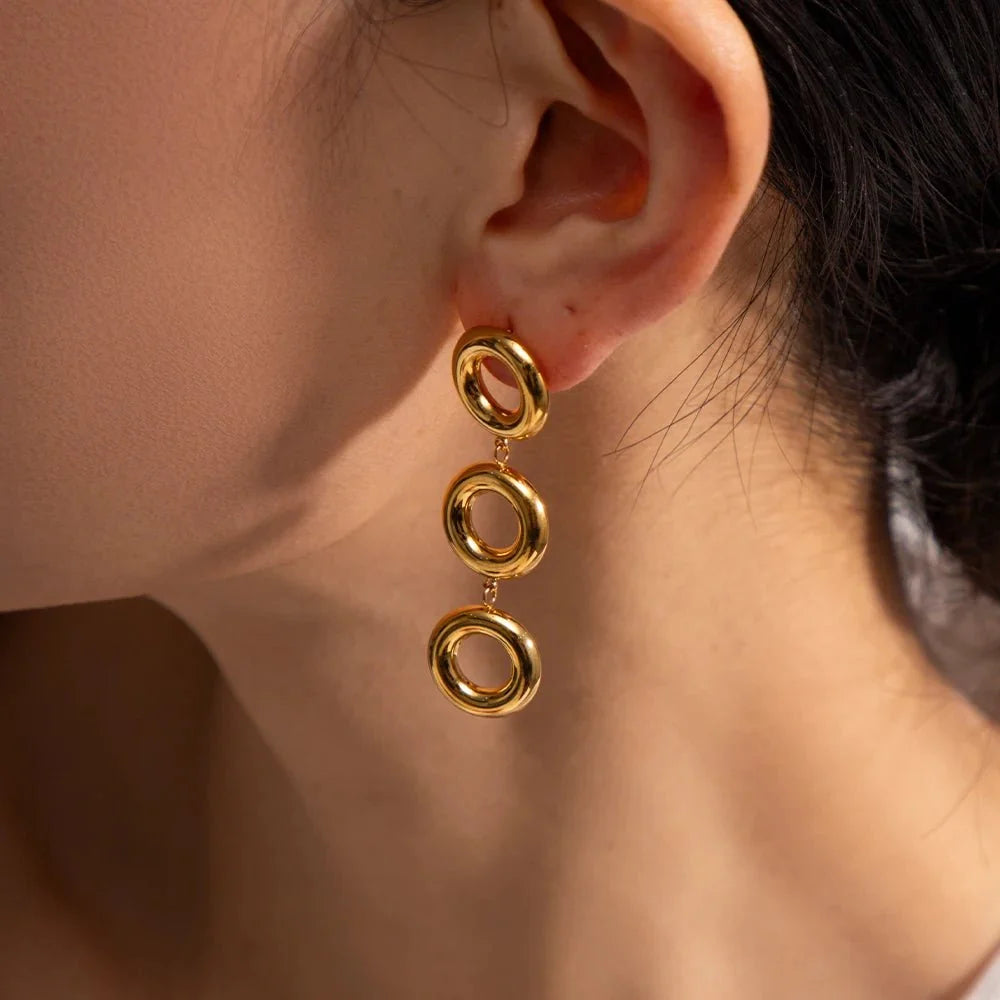 Classy O Rings Drop Earrings