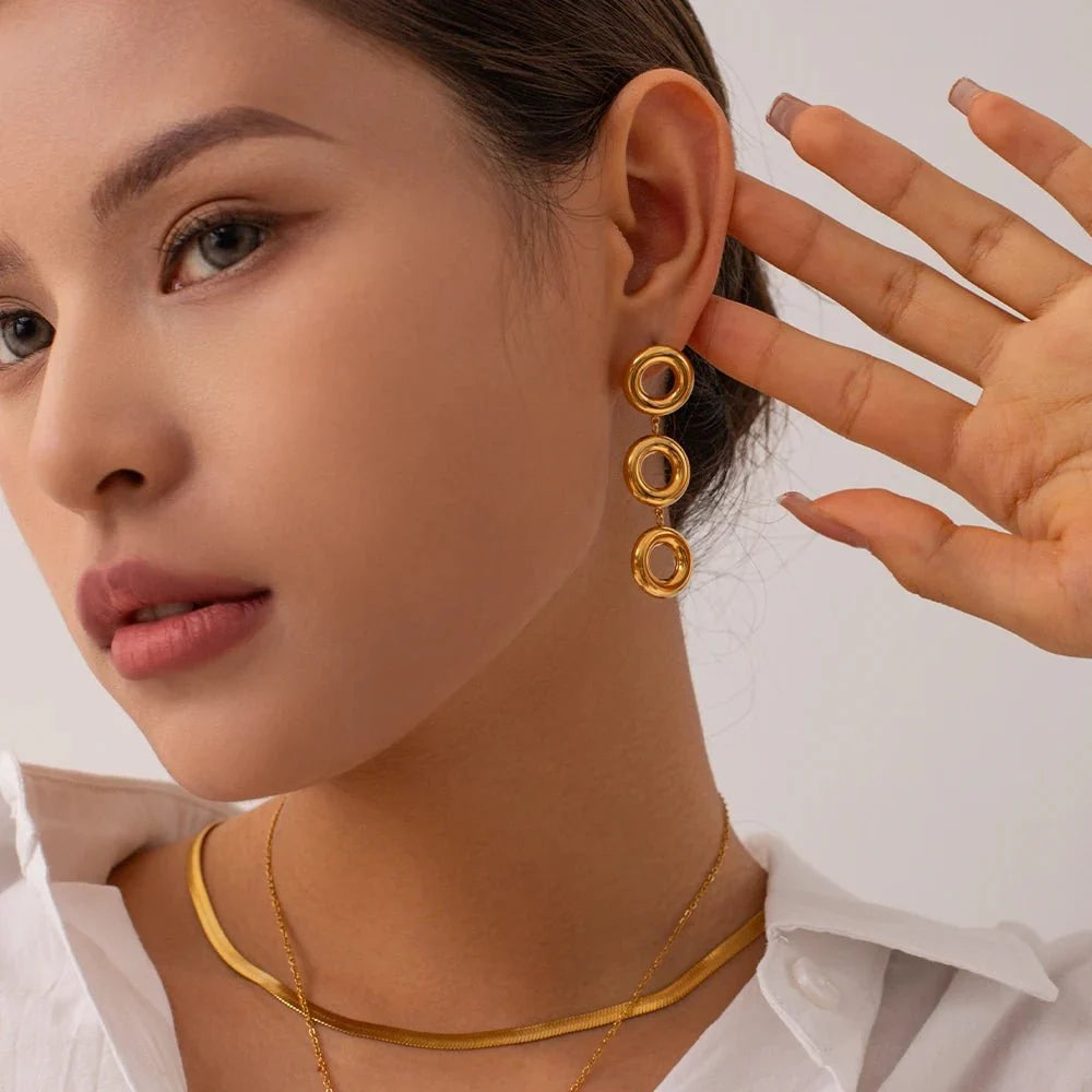 Classy O Rings Drop Earrings