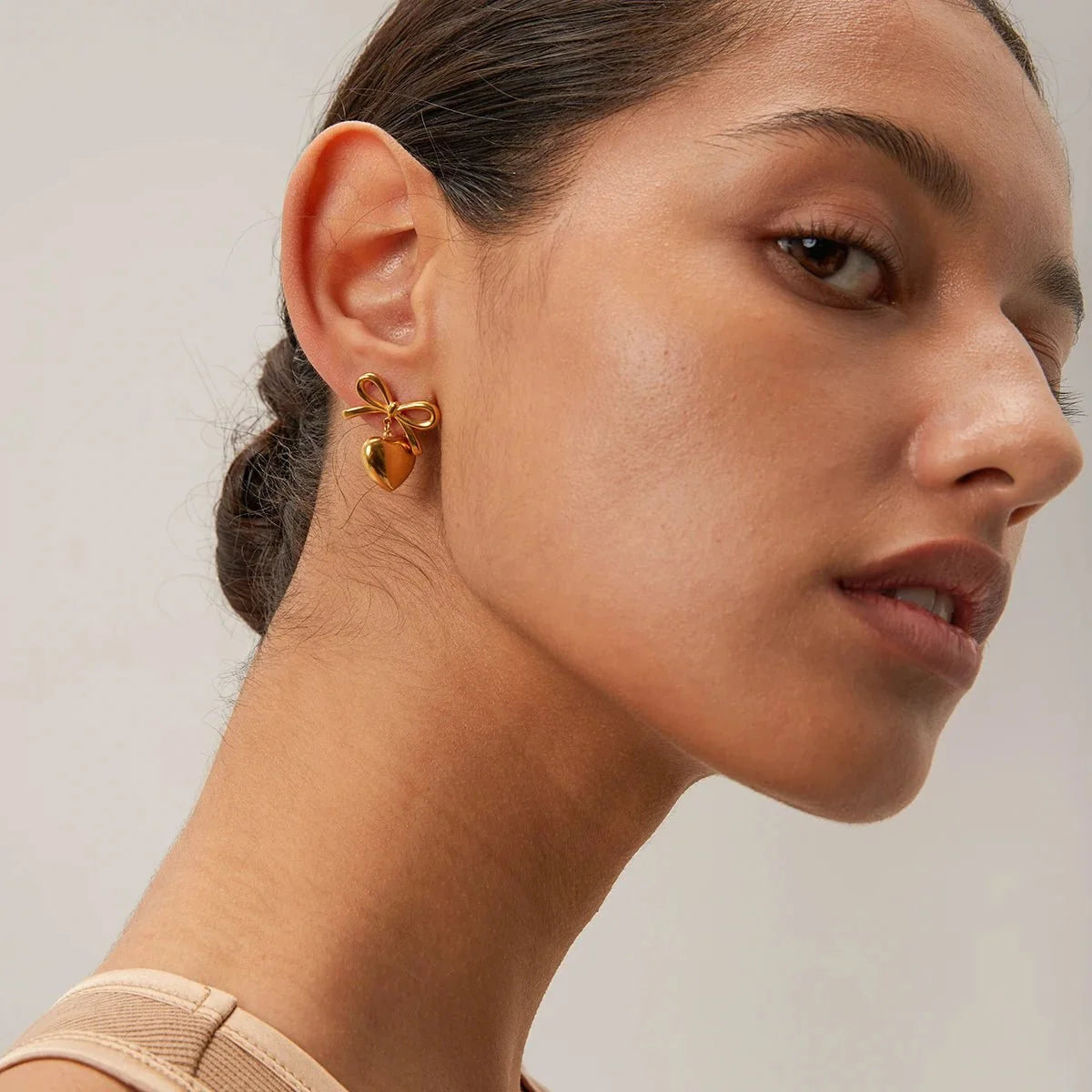 Dainty Bow Heart Earrings