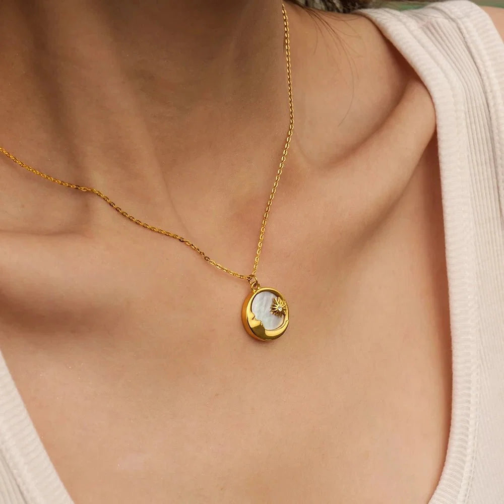 Dainty Crescent Moon & Star Pendant Necklace