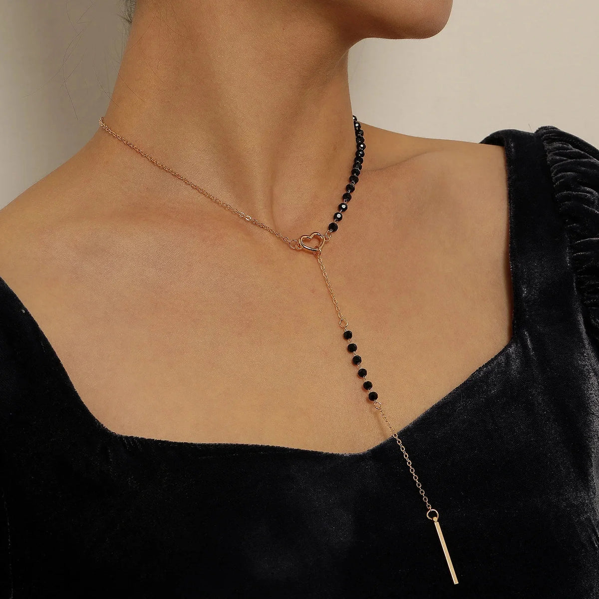 Dainty Heart Black and Gold Lariat Necklace