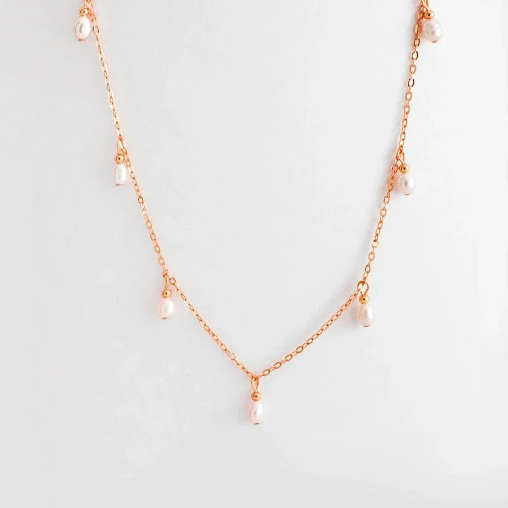 Dainty Pearl Droplets Necklace