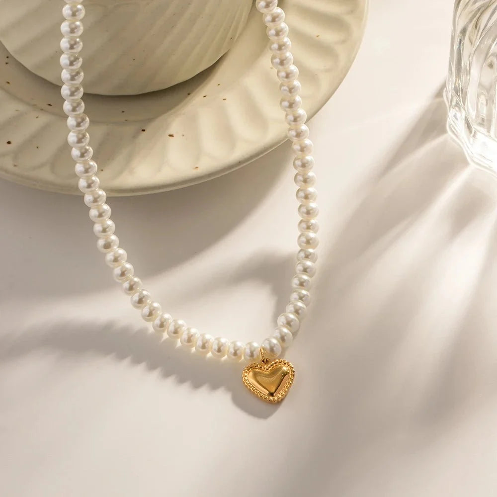 Dainty Pearl Golden Heart Necklace
