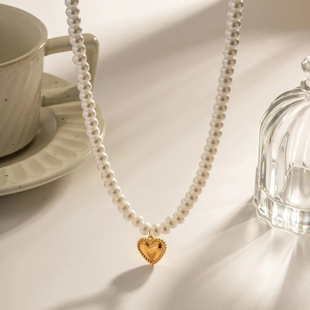 Dainty Pearl Golden Heart Necklace