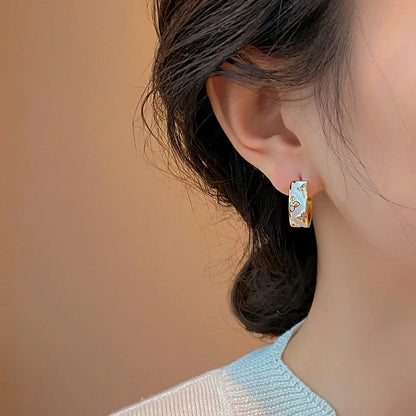 Dainty Round Floral C Shaped Earrings