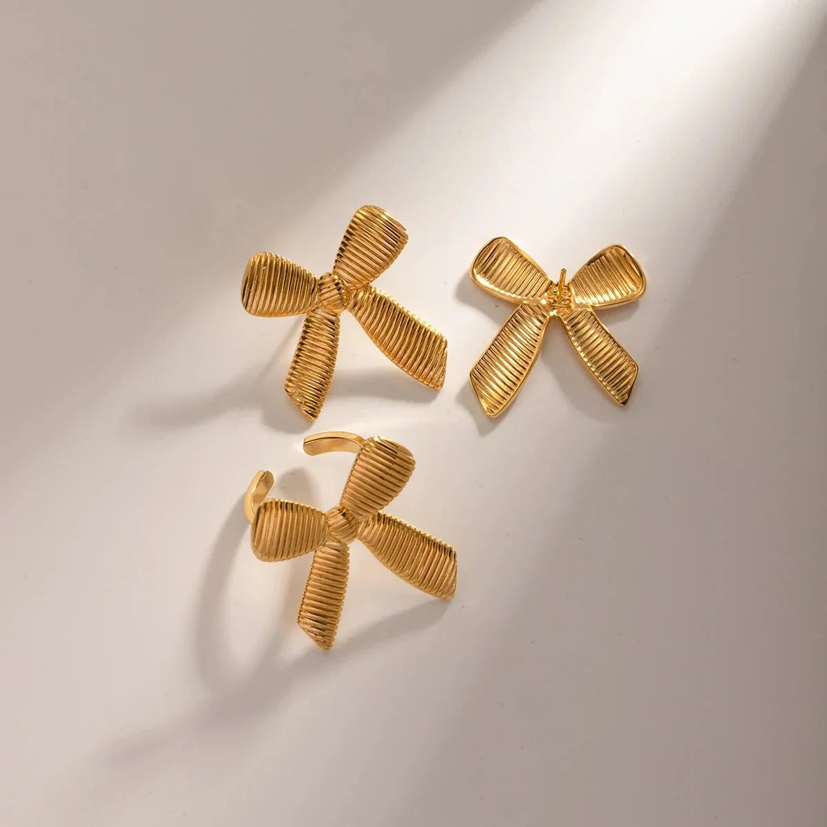 Dainty Striped Bow Elegant Ring and Earrings