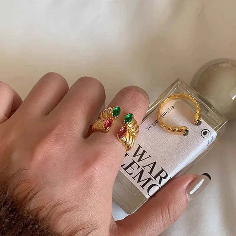 Dual Diamond Wrapped Rings