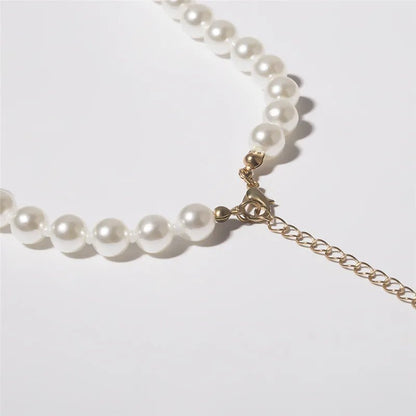 Elegant Sea Shell Pearl Necklace