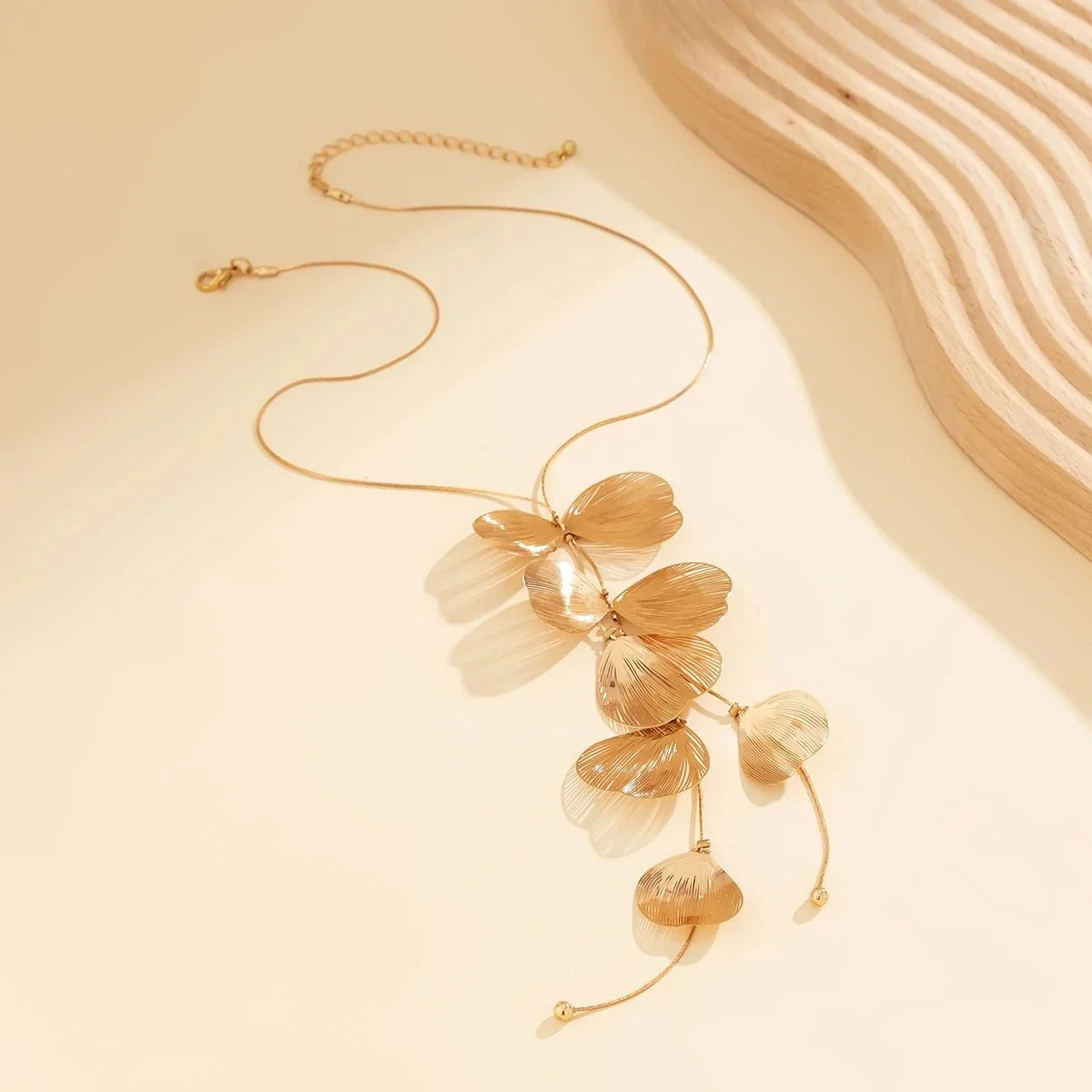 Floral Petals Lariat Tassel Necklace