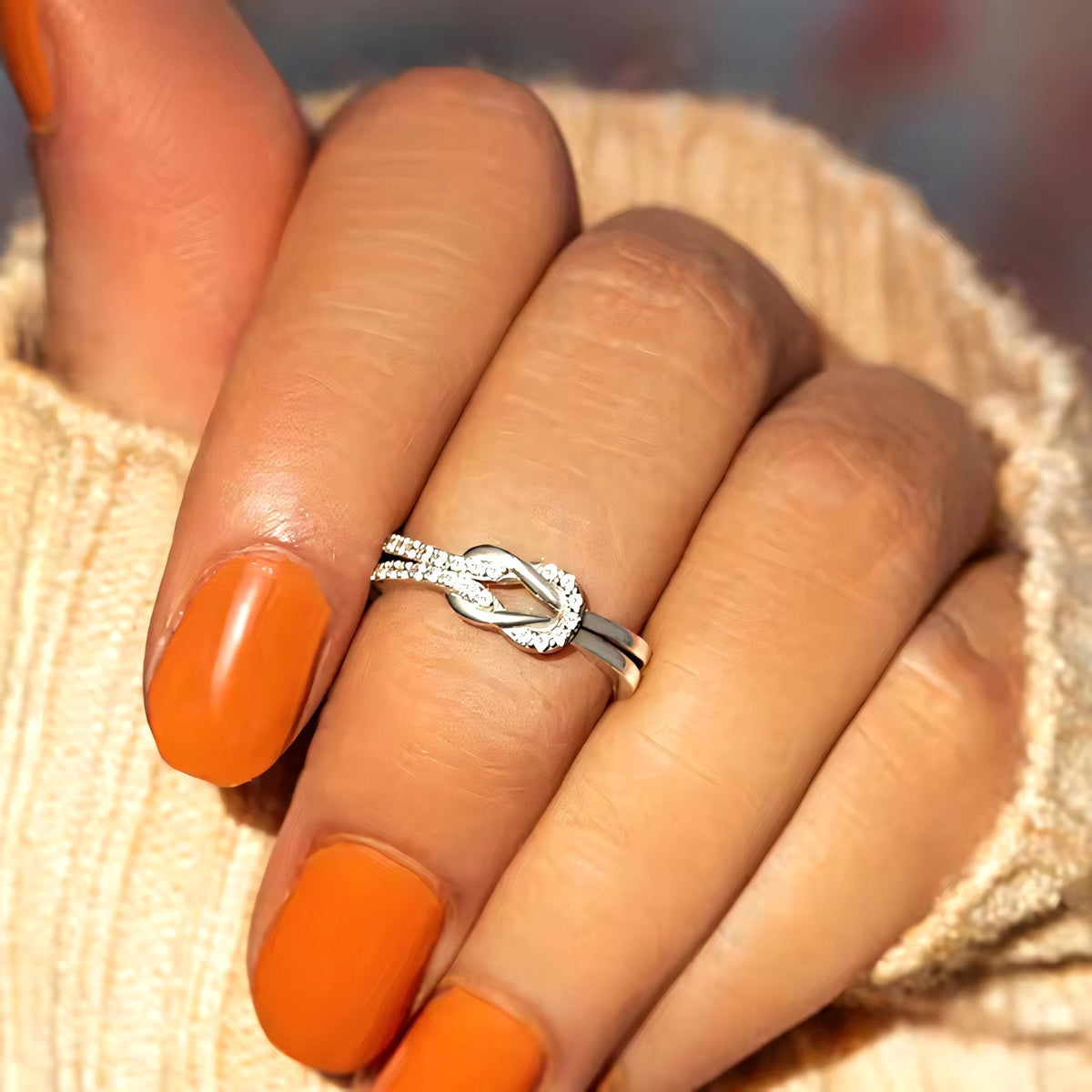 Forever Connected Knot Ring