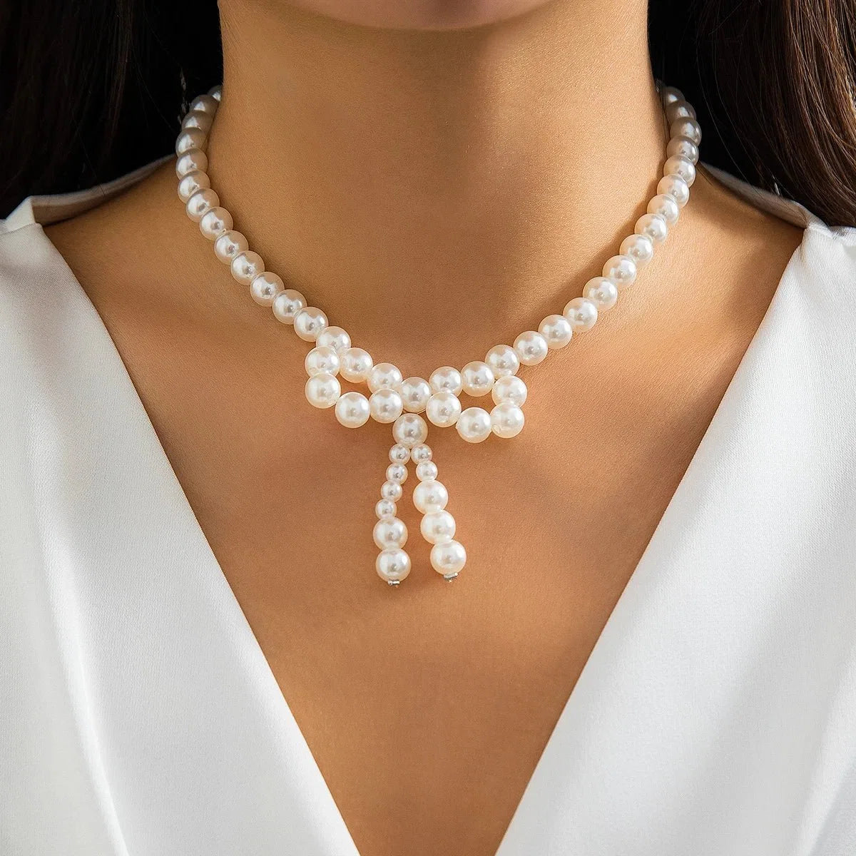 Iconic Dainty Pearl Bow Necklace