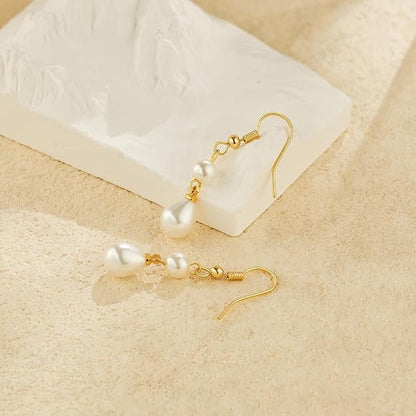 Dainty Pearl Droplets Earrings