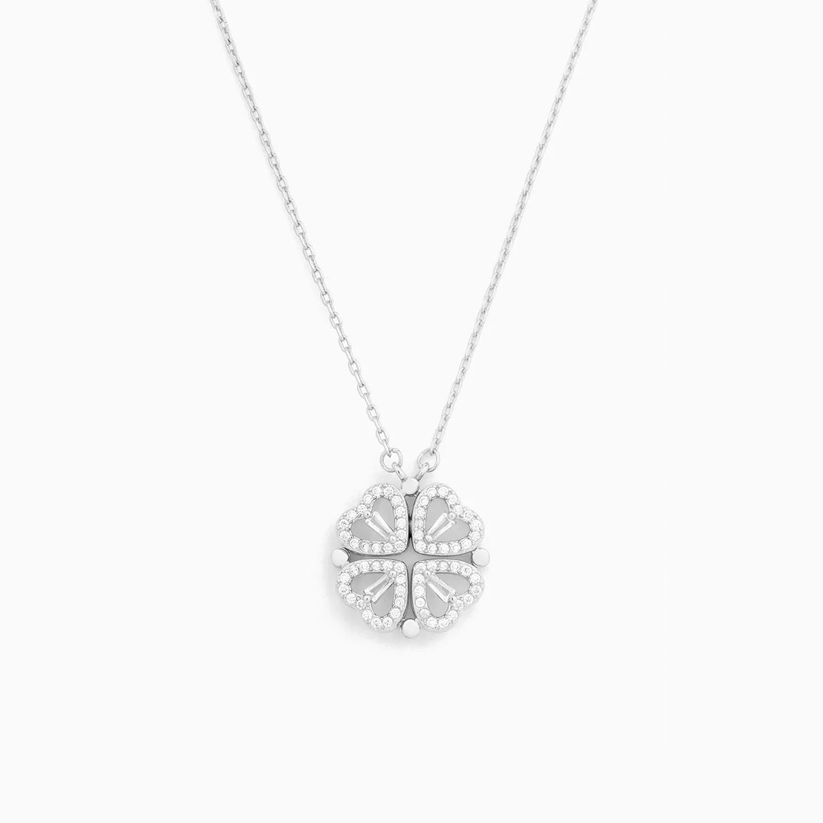 18k Dainty Eternal Clover Necklace
