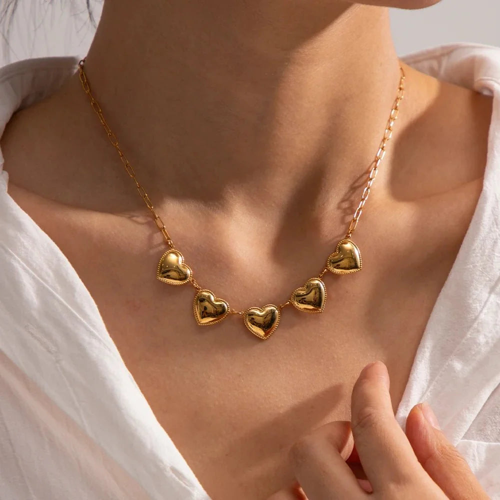 Romantic Five Heart Pendant Necklace
