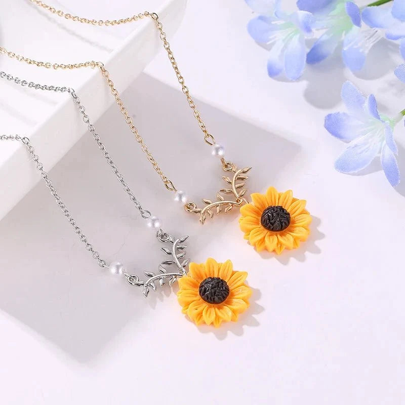 Summer Sunflower Dainty Necklace