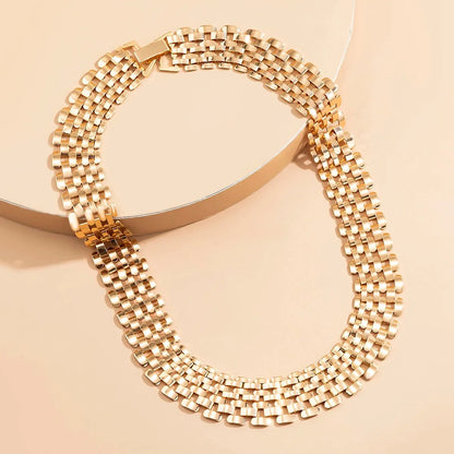 Wide Flow Flat Chain Choker Necklace